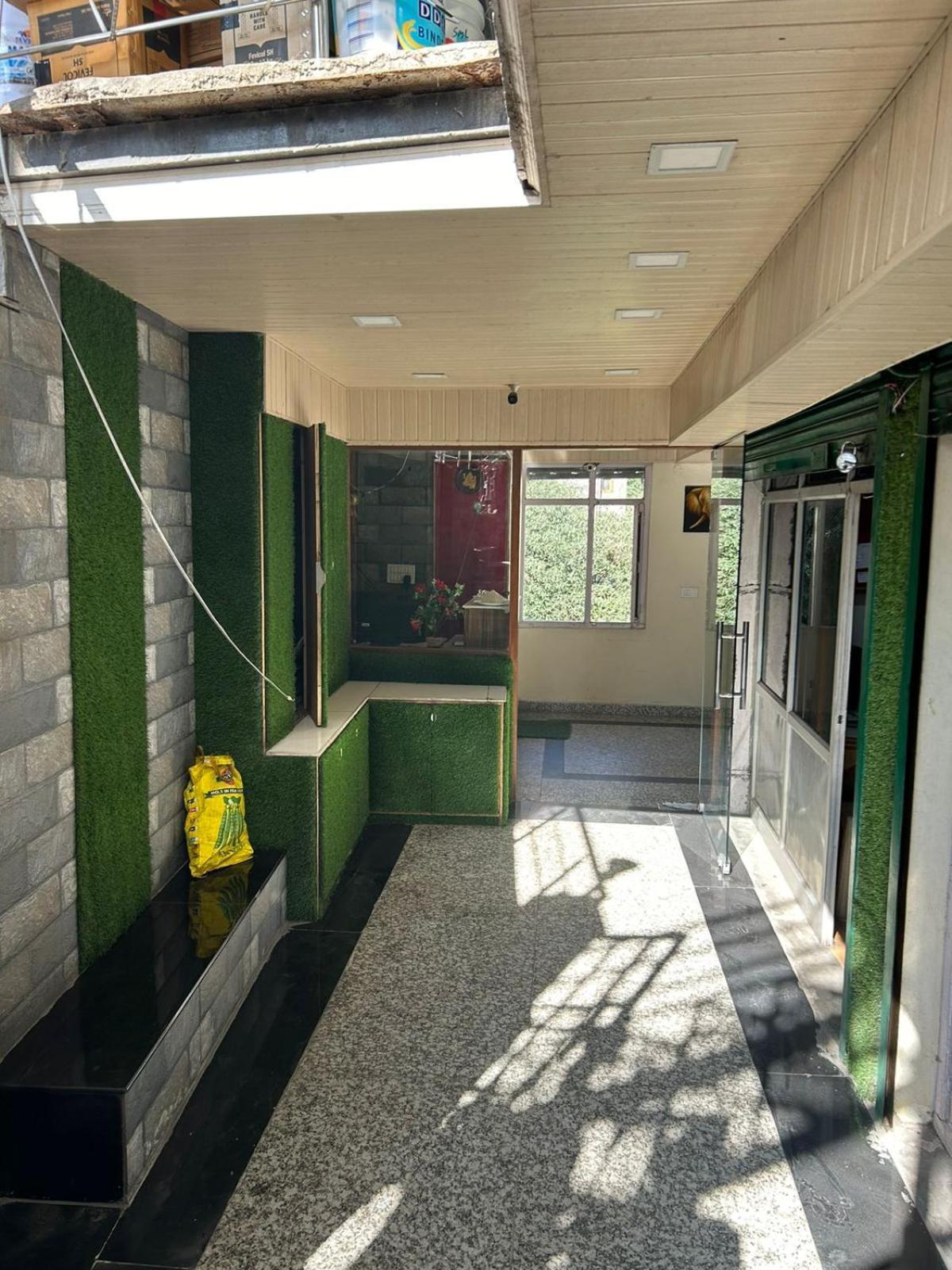 Yog Maya Regency B&B Shimla Exteriör bild